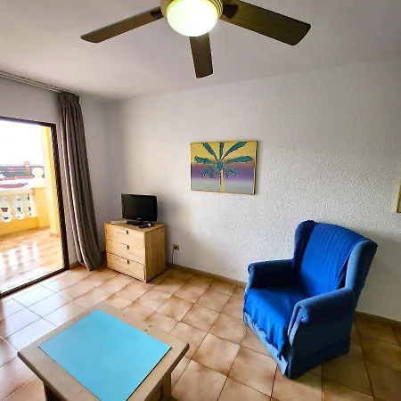 In Castle Harbour With Great Views C104 Appartement