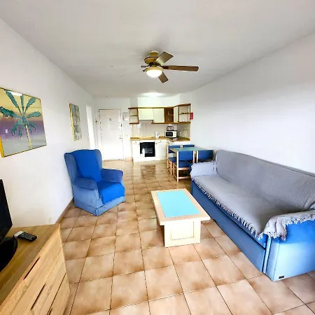 Appartement In Castle Harbour With Great Views C104 *